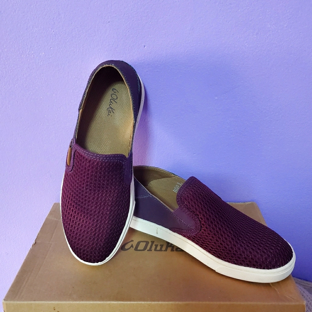 COPY - OLUKAI - Pehuea Slip On Sneaker in Burgundy